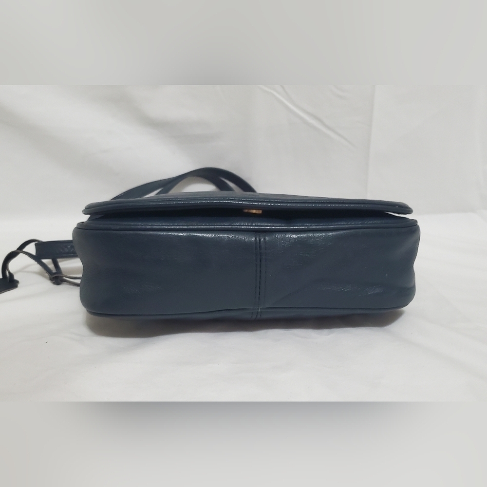 Vintage 80's Sabrina Navy Leather Crossbody/Shoulder Bag - Picture 7 of 12